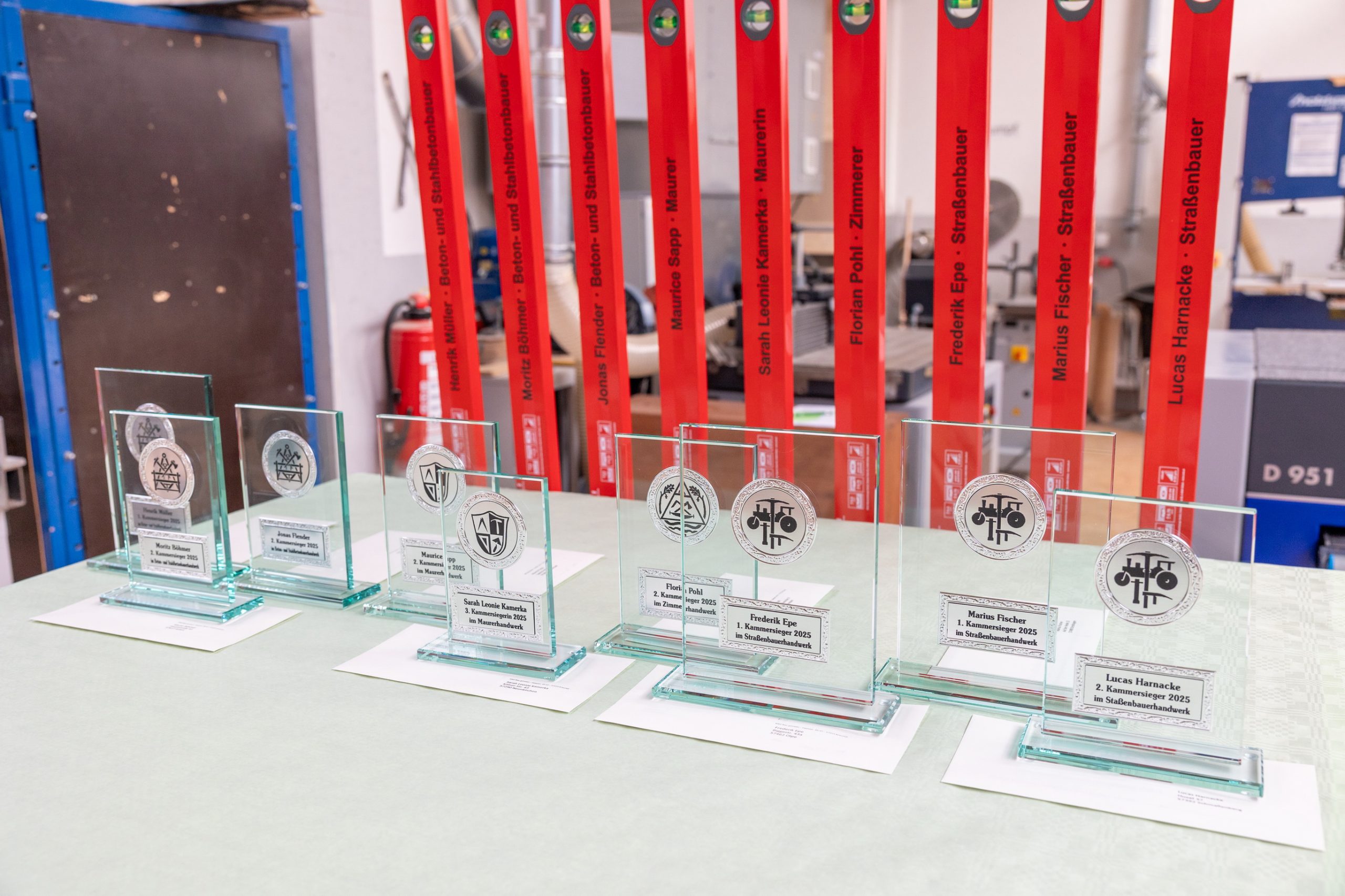 2025-10-30-ehrungen-kammersieger-awzbau-fellinghausen-001